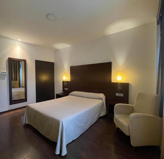 اتاق استاندارد با بالکن, Complejo Leo 24h