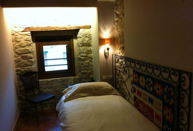 スタンダードシングルルーム, El Cerco