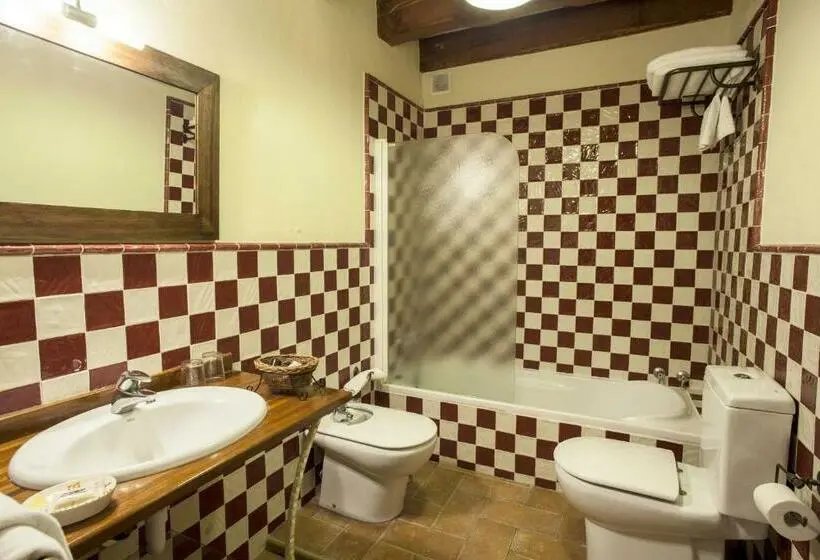 デラックスルーム, El Rincón De Las Hoces Del Duratón