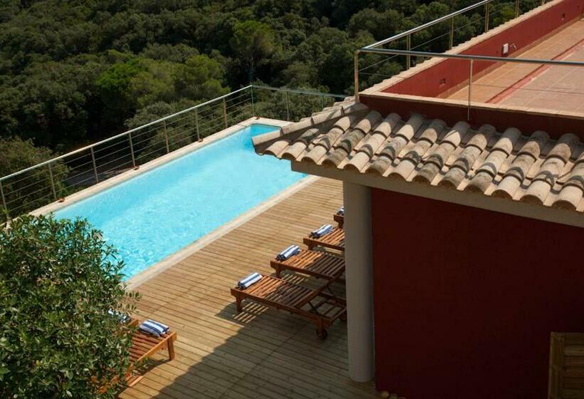 اتاق داخلی دلوکس, Es Cel De Begur