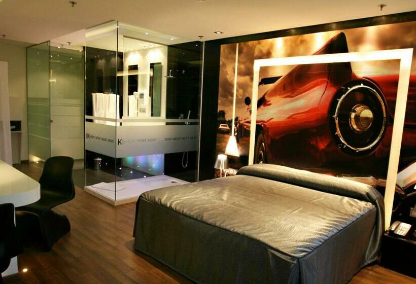 スタンダードルーム, Kadrit