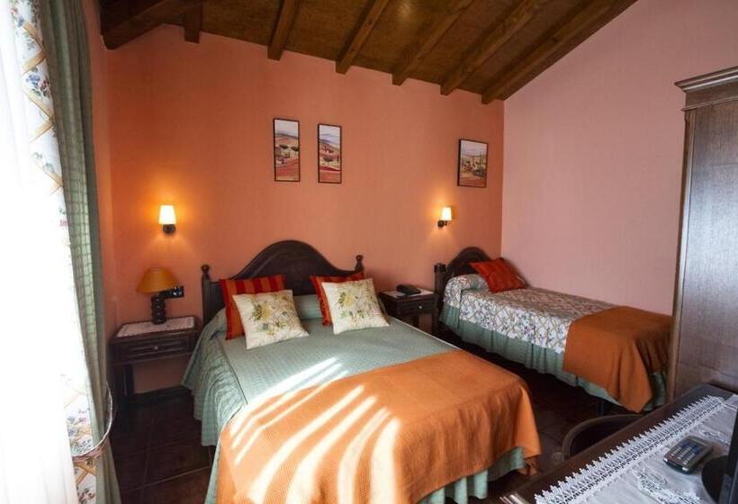 Номер Стандарт Трехместный, La Ercina