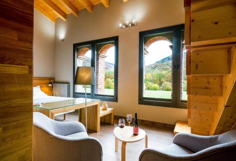 اتاق سوپریور خانوادگی, Les Planes Del Grau