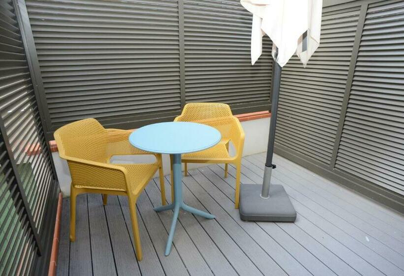 Quarto Estandar com Terraço, L'escala Centre