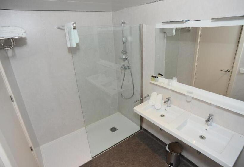 주니어 스위트, L'escala Centre