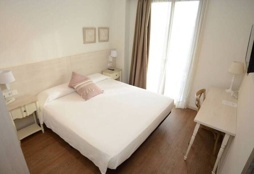 수피리어 룸, L'escala Centre