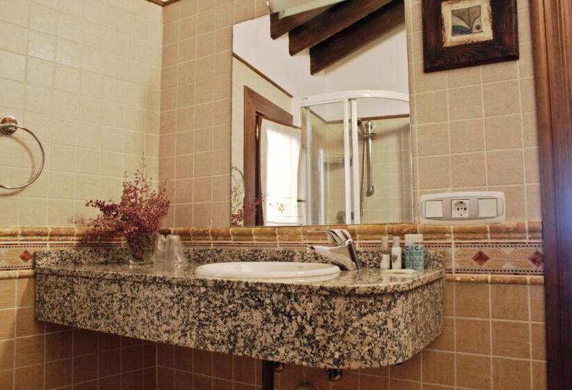 标准三人间, Posada Real El Sendero Del Agua