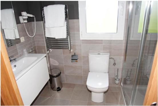 اتاق استاندارد, Restaurante Zelaa