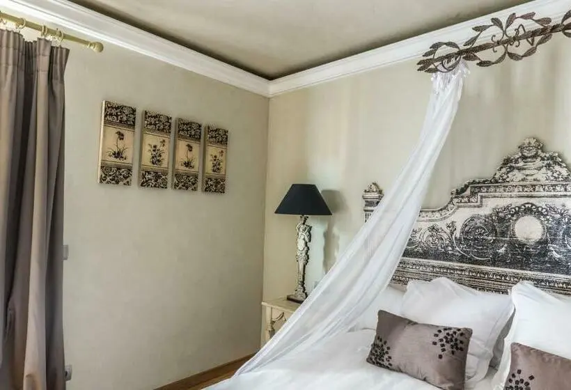Deluxe Zimmer, Sa Calma