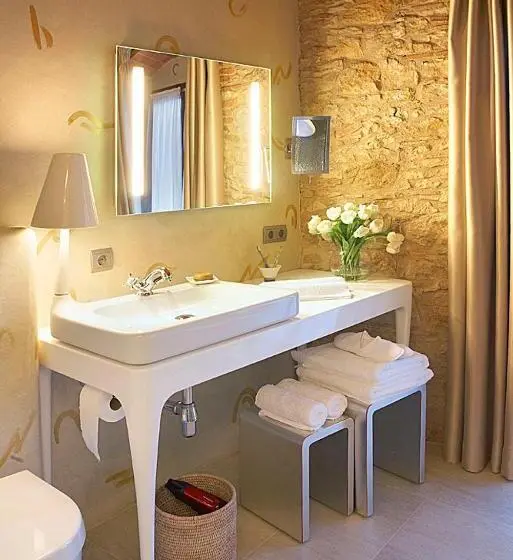 Deluxe Suite, Sa Calma