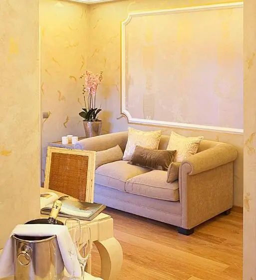 Deluxe Suite, Sa Calma