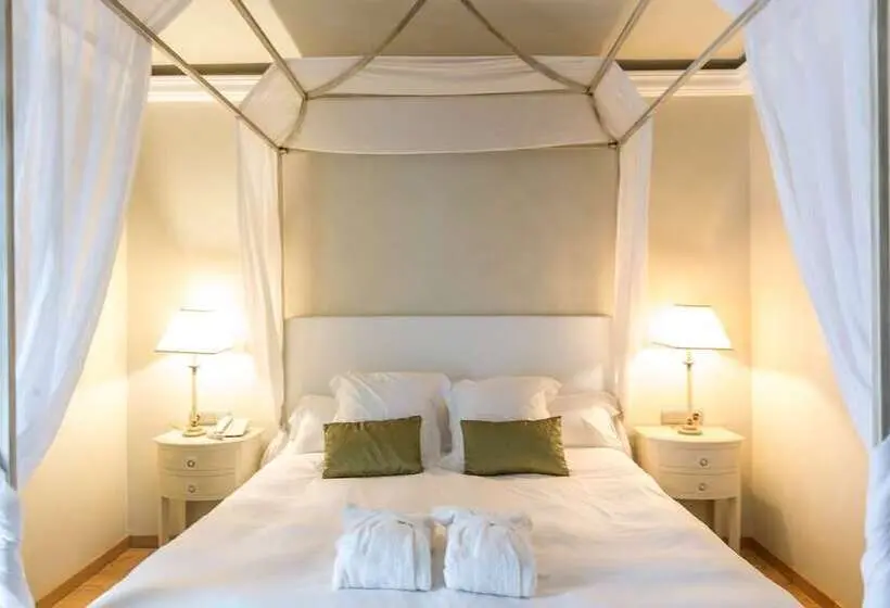 Deluxe Zimmer, Sa Calma