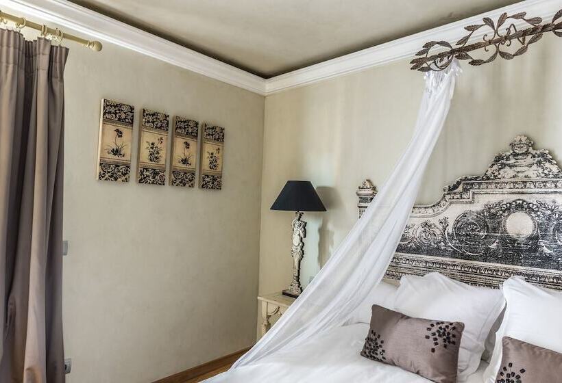 اتاق لوکس با تراس, Sa Calma