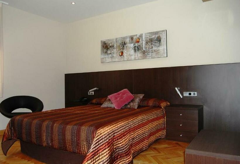 غرفة قياسية, Santa Barbara