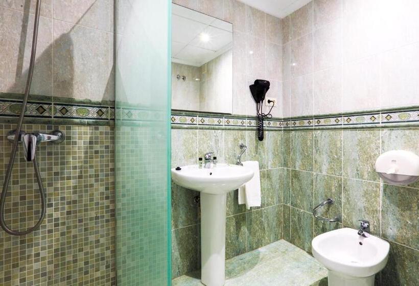 اتاق استاندارد, Tuto