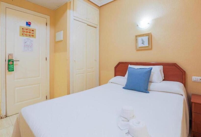 اتاق عادی, Tuto