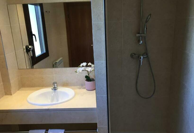 اتاق سوپریور, Vinacua