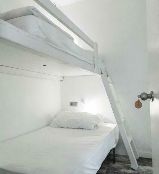 带共用浴室的标准房间, La Cocotera Boutique Hostel & Coworking