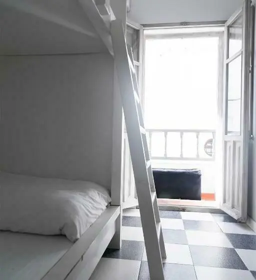 اتاق استاندارد با سرویس بهداشتی مشترک, La Cocotera Boutique Hostel & Coworking