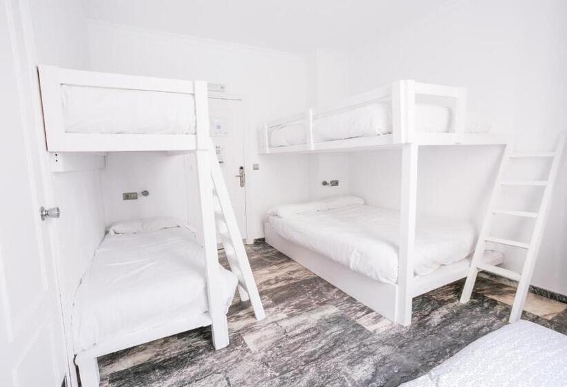 家庭间, La Cocotera Boutique Hostel & Coworking