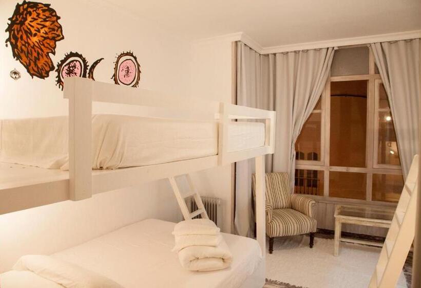 家庭间, La Cocotera Boutique Hostel & Coworking