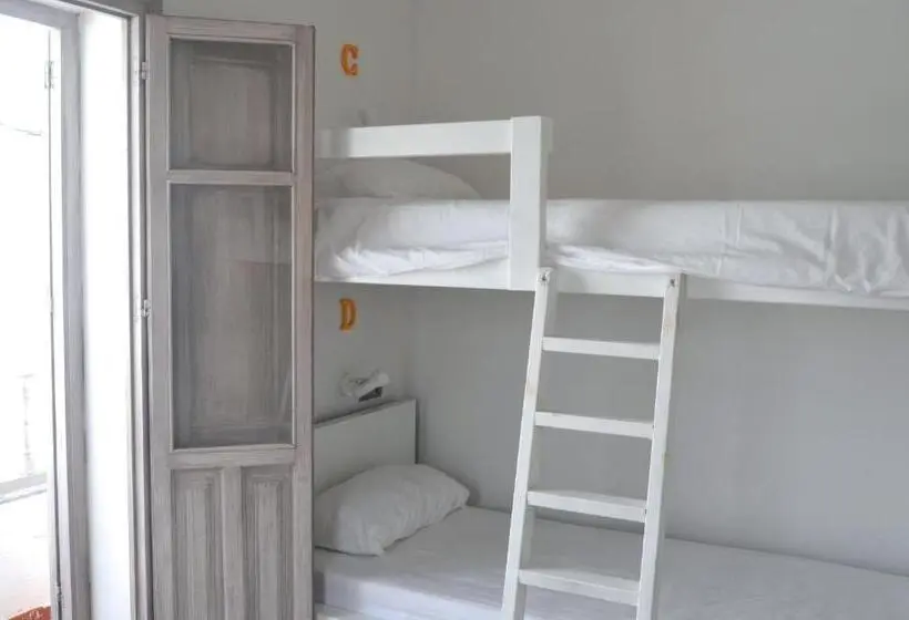 اتاق استاندارد چهارنفره با سرویس بهداشتی مشترک, La Cocotera Boutique Hostel & Coworking