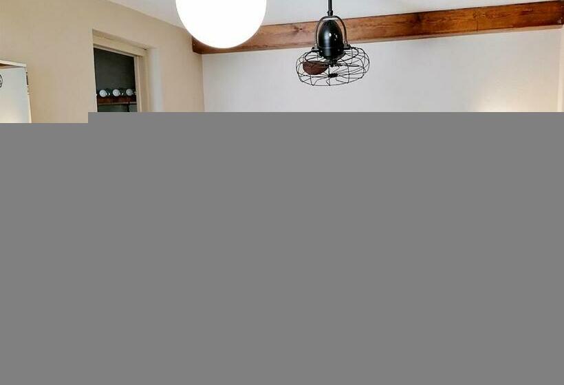 اتاق استاندارد چهار تخته, Marakasa B&b