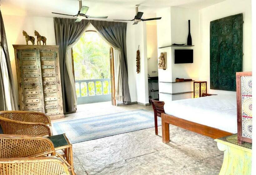 스탠다드 스튜디오, Casa Da Praia