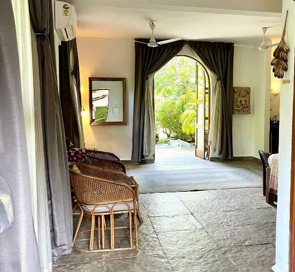 스탠다드 스튜디오, Casa Da Praia