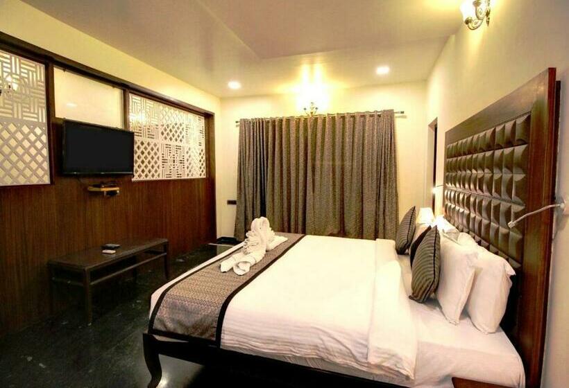 Suite Presidencial, Damanganga Valley Resort Silvassa