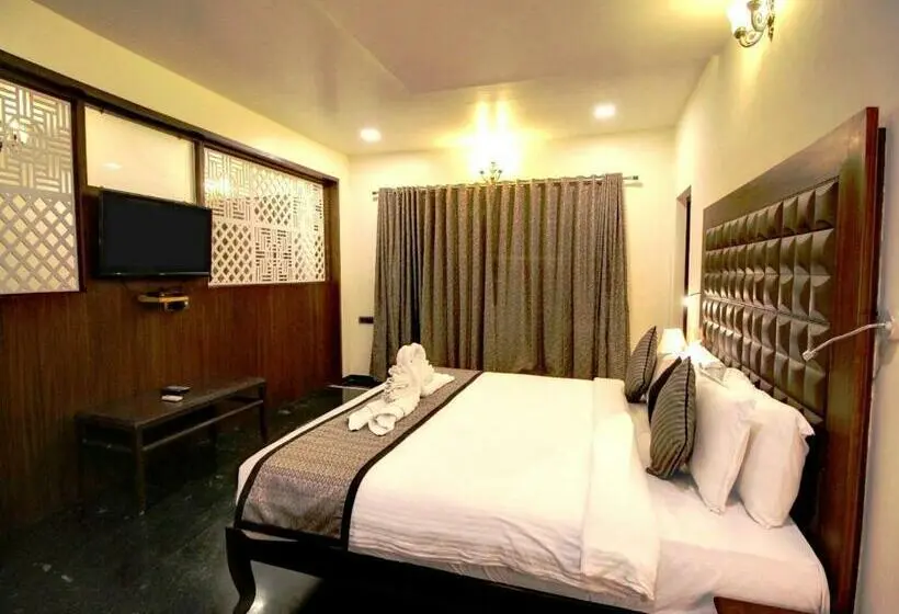 プレジデントスイートルーム, Damanganga Valley Resort Silvassa