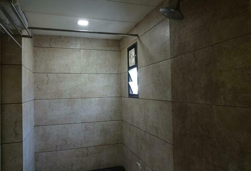 行政房间, Bait Inn