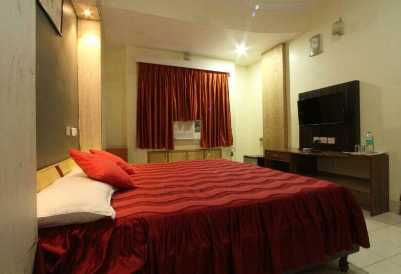 Deluxe Suite, Bluemoon