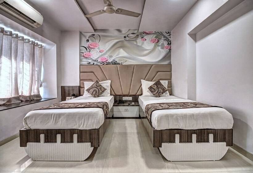 חדר אקזקיוטיב, City View