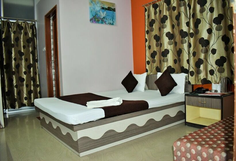 اتاق استاندارد, Debjyoti