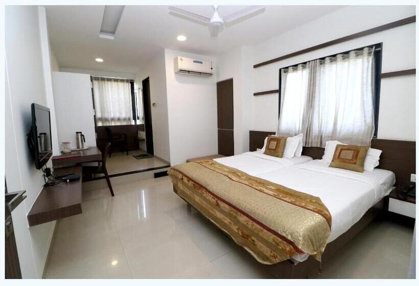 اتاق اجرایی, Girnar