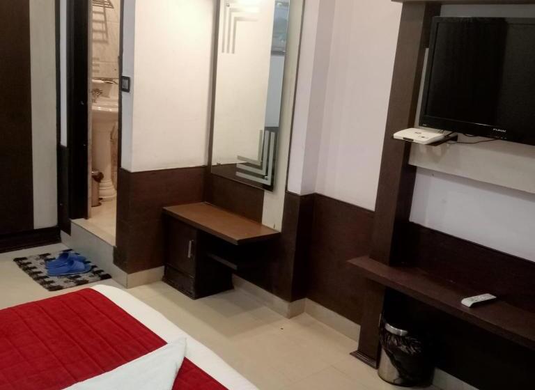 غرفة قياسية سرير كينج, Holiday Hill