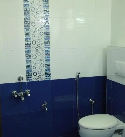 Perhesviitti, Jeyam Residency, Kumbakonam