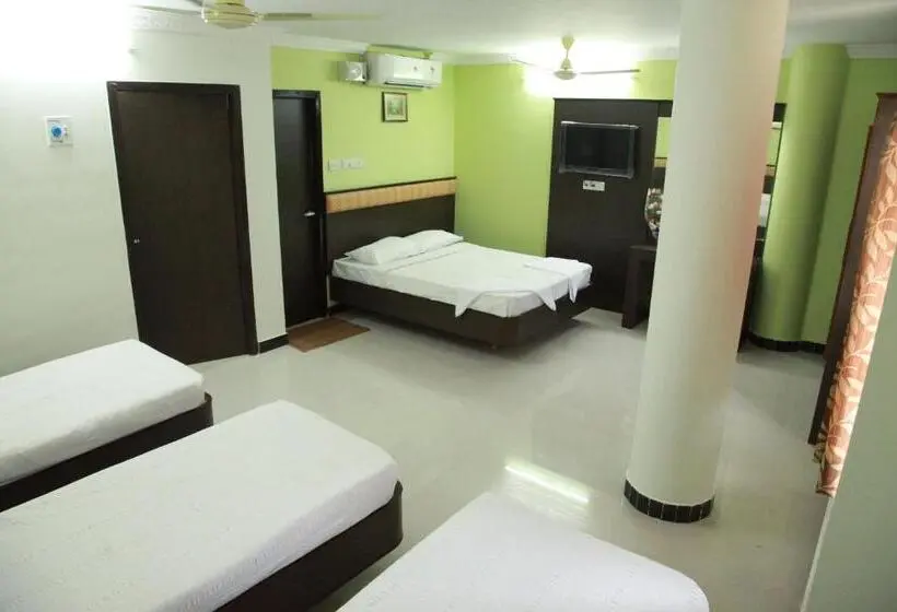 Perhesviitti, Jeyam Residency, Kumbakonam