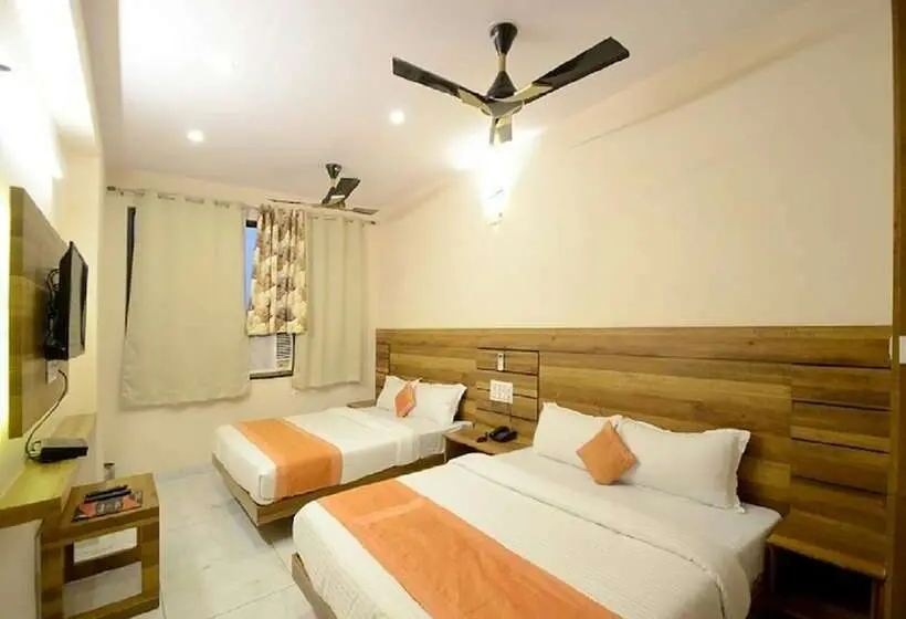 استودیو خانوادگی, Metro Inn