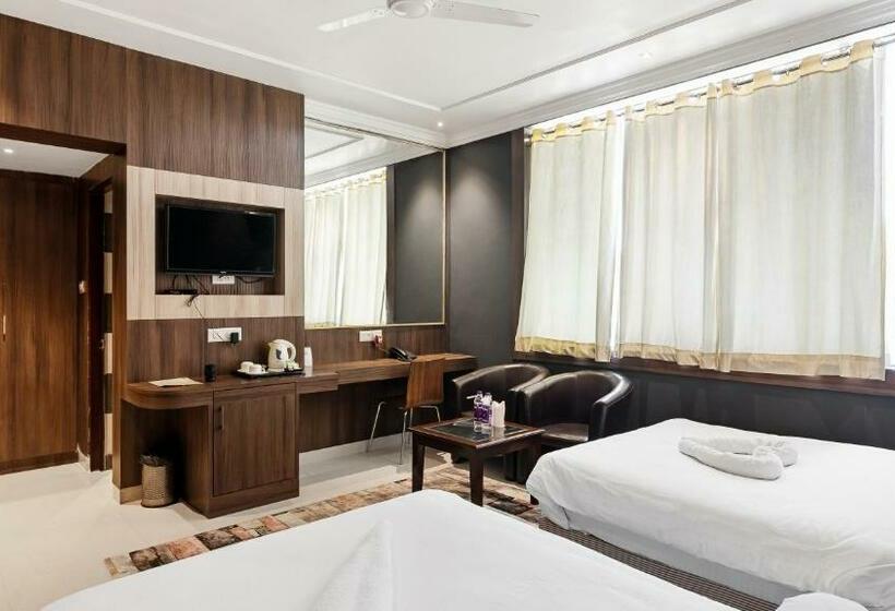 חדר דלוקס, Niranjana Hotel Bodhgaya