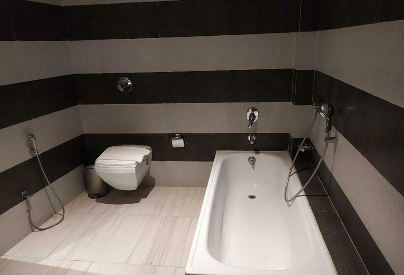 חדר דלוקס, Niranjana Hotel Bodhgaya