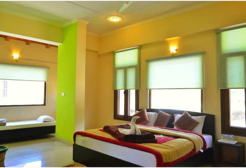 家庭套房, Shivalik River Retreat