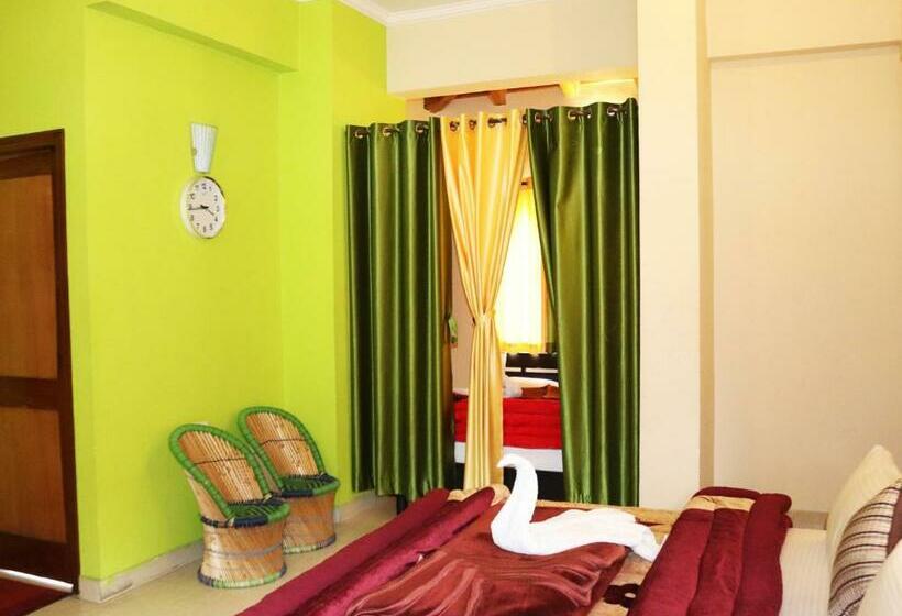 家庭套房, Shivalik River Retreat