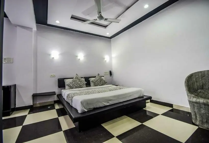 Superior Kamer, The Space