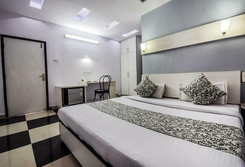 Номер Deluxe, The Space