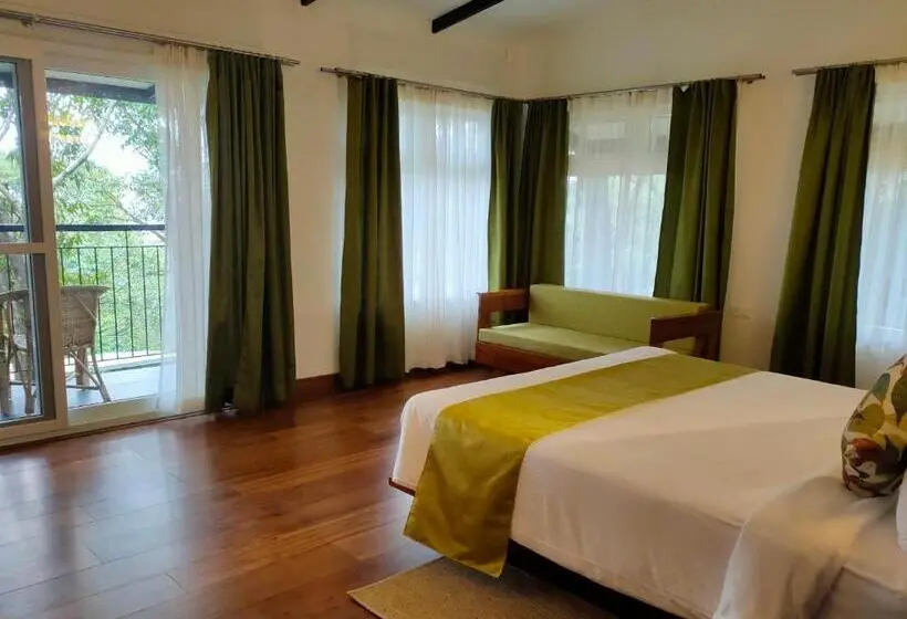 デラックスキャビン, Wayanad Wild   Rainforest Lodge   A Cgh Earth Experience