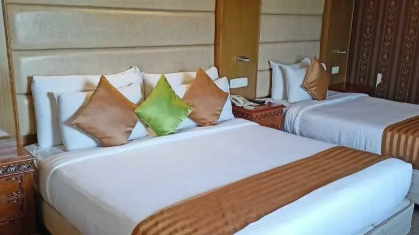 Villa 1 Makuuhuone, Ideal Beach Resort