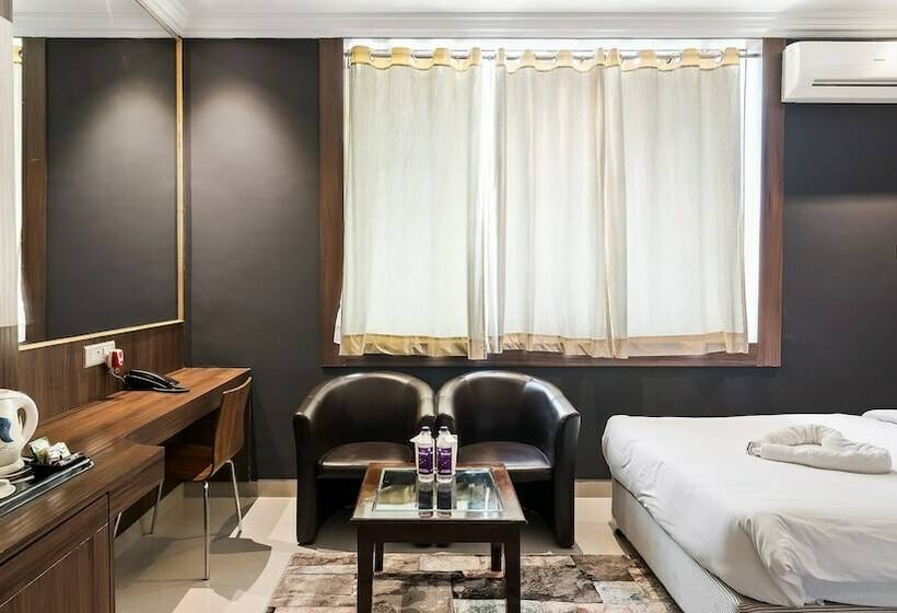 חדר דלוקס, Niranjana Hotel Bodhgaya