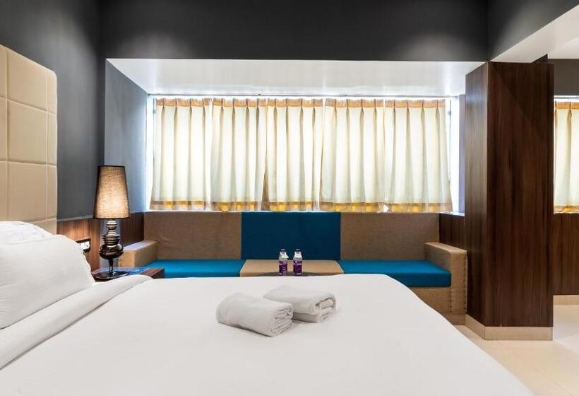 اتاق لوکس با چشم‌انداز شهر, Niranjana Hotel Bodhgaya